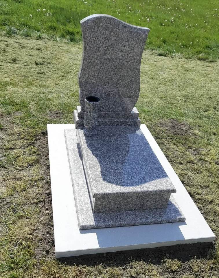Gránit síremlék